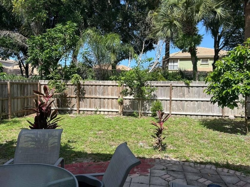 Welcome to this spacious three-bedroom, two-and-a-half-bath - photo 45