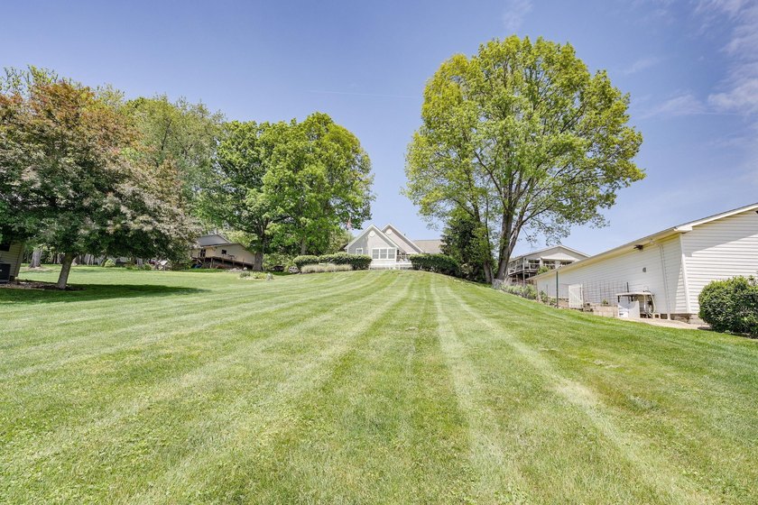 Absolutely stunning 4 Bedroom Ranch Home nestled in the highly - photo 55