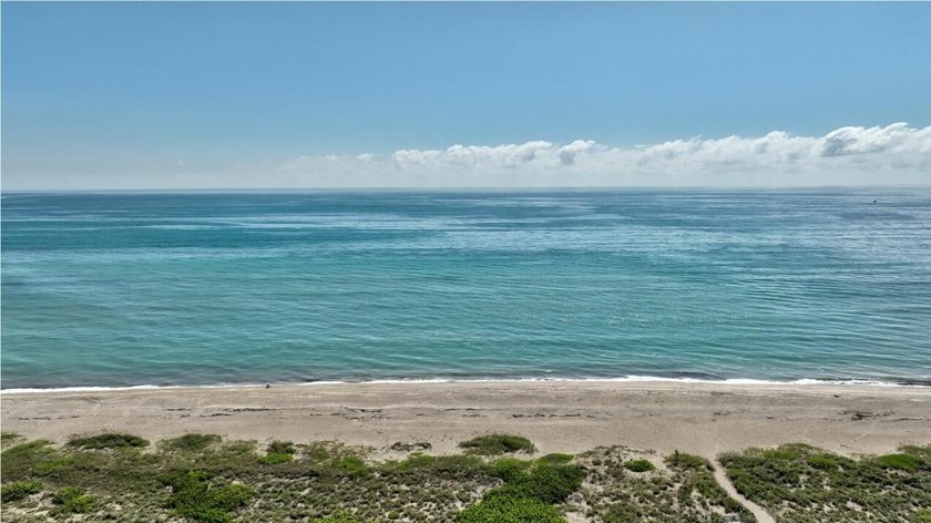 OCEAN VIEWS! Panoramic ocean views from this stunning 3 bedroom - photo 49