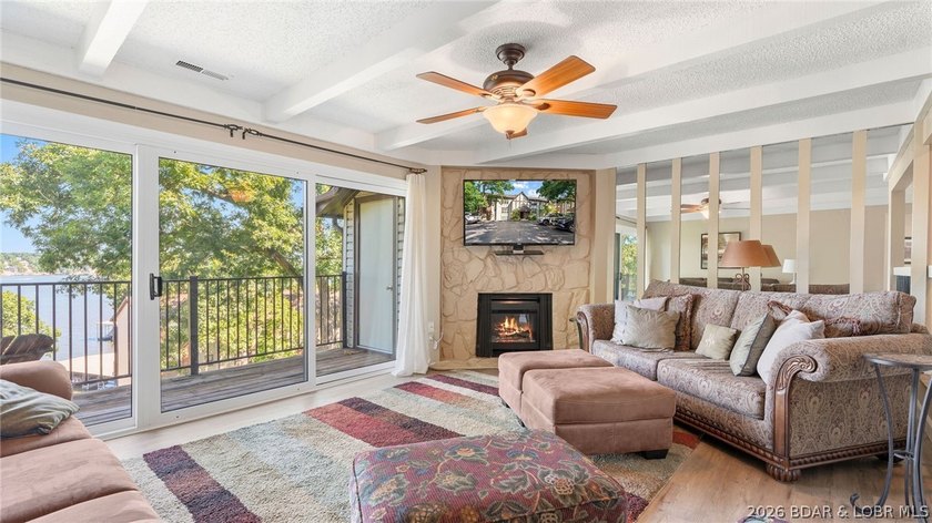 Experience the best of Lake of the Ozarks in this spacious - photo 3