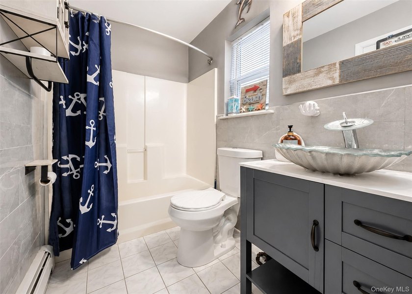 Move right into this beautifully maintained home in North - photo 15