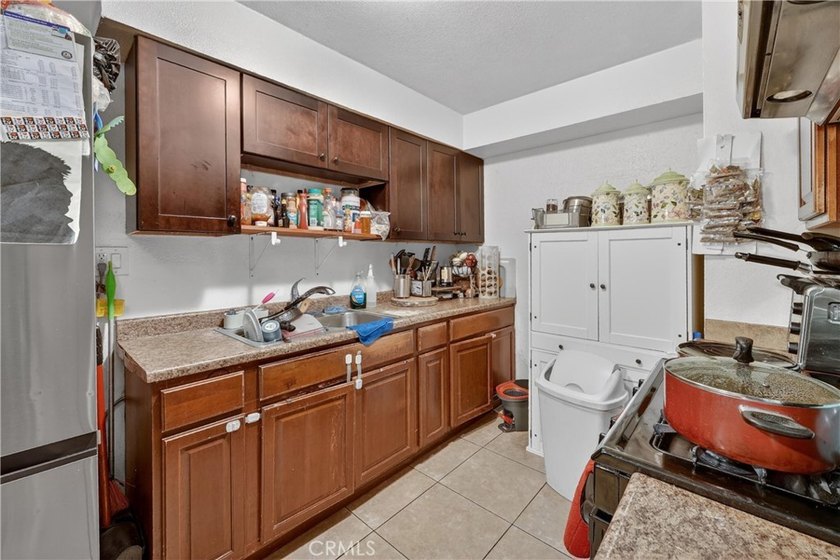 opportunity to acquire a large 4 Plex-unit All unit 3 Bedroom 2 - photo 17