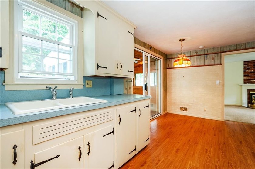 Opportunity awaits in this classic 3-bedroom, 1.1-bath Colonial - photo 20