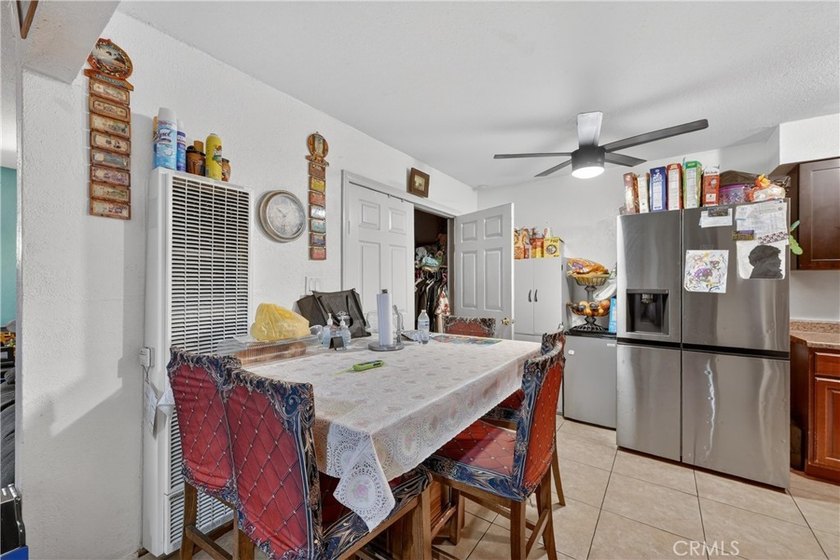 opportunity to acquire a large 4 Plex-unit All unit 3 Bedroom 2 - photo 21