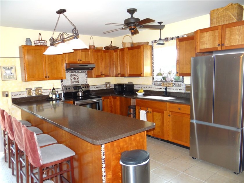 Some homes offer a place to live...this one offers a front-row - photo 8