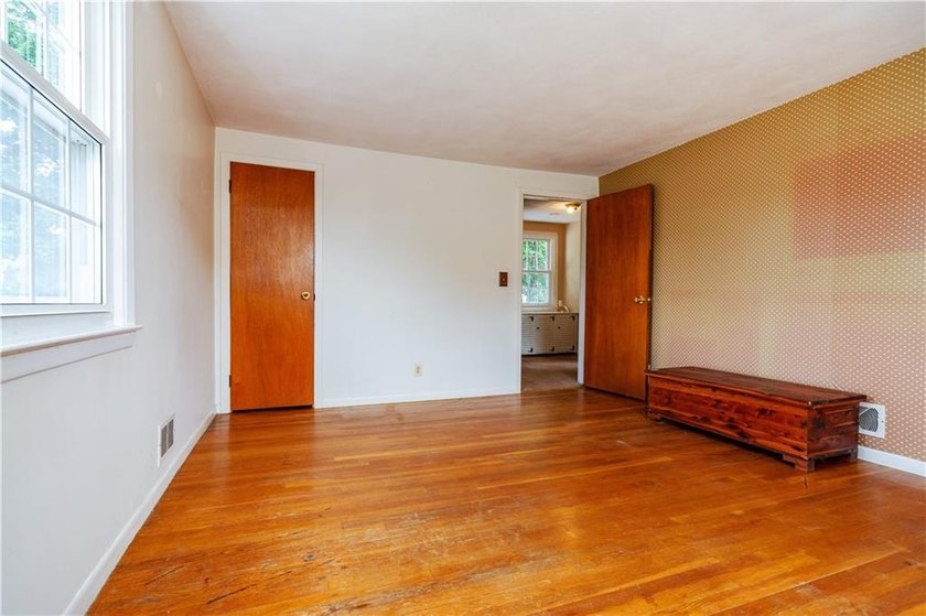 Opportunity awaits in this classic 3-bedroom, 1.1-bath Colonial - photo 40