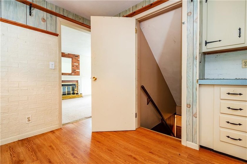 Opportunity awaits in this classic 3-bedroom, 1.1-bath Colonial - photo 45
