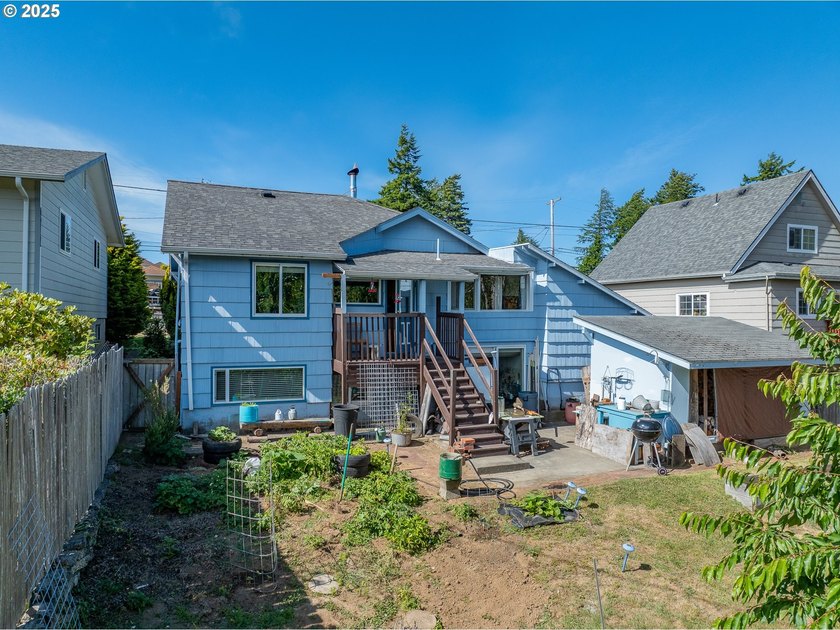 First time on the market in 47 years! This well-kept and nicely - photo 6