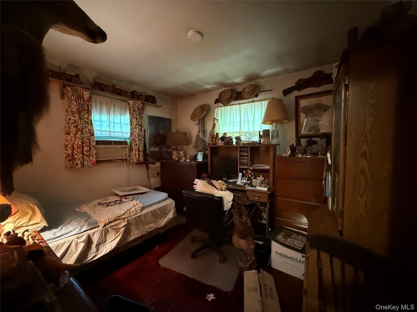 Opportunity awaits in this 3-bedroom ranch located on the South - photo 12