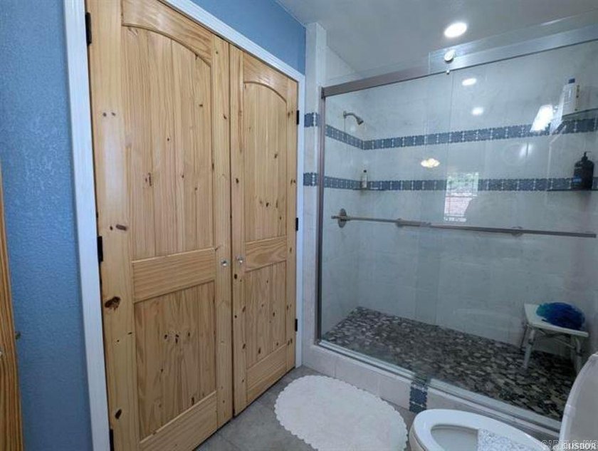 This lovely 3-bedroom, 2-bathroom home offers 1,632 square feet - photo 19