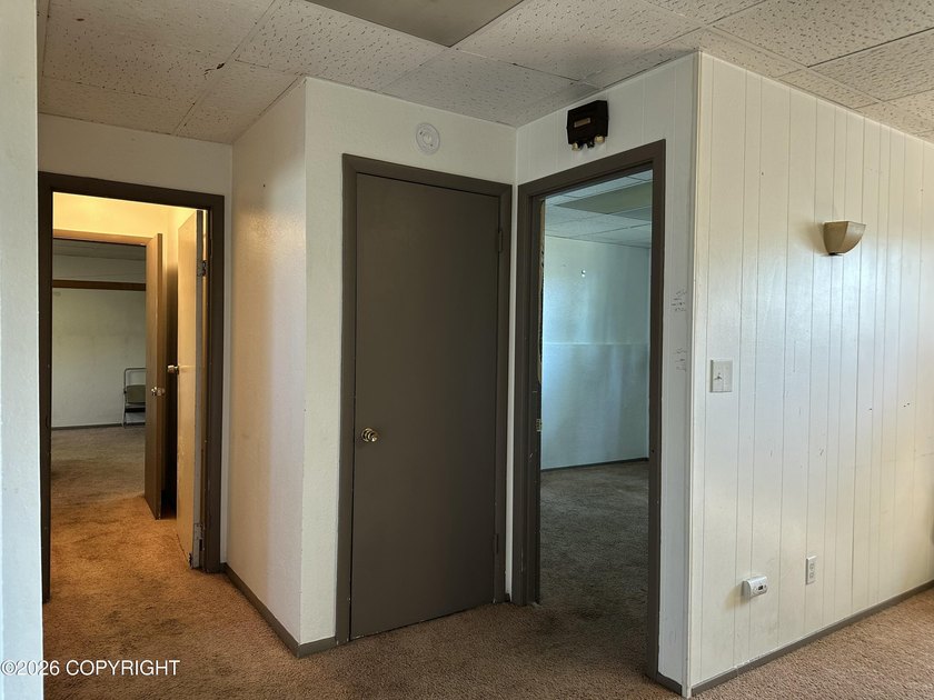 Just 5 minutes to JBER's Boniface Gate--VA, FHA &amp; AHFC eligible - photo 22