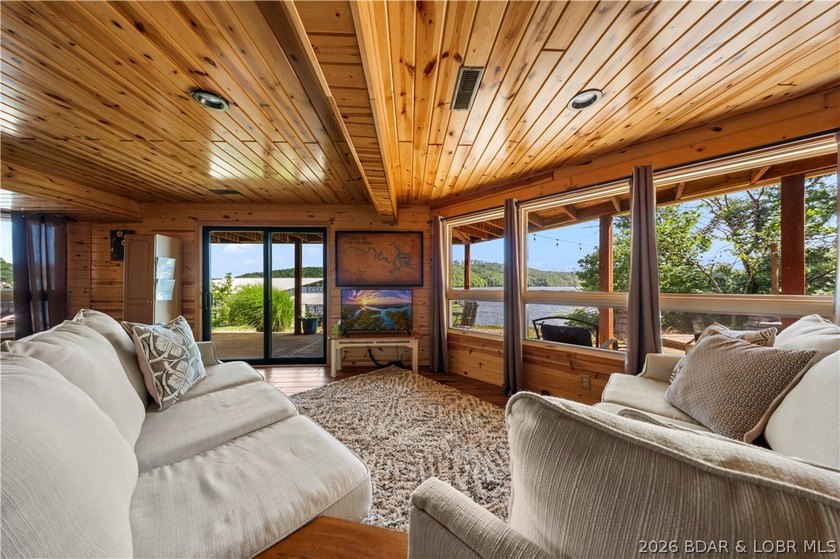 Escape to the quieter side of Lake of the Ozarks, where - photo 22