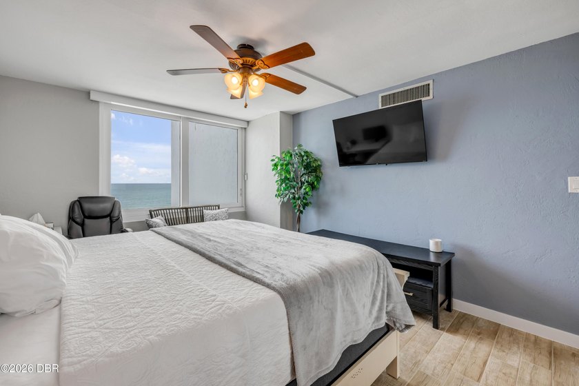 Direct oceanfront condo home with breathtaking ocean views can - photo 27