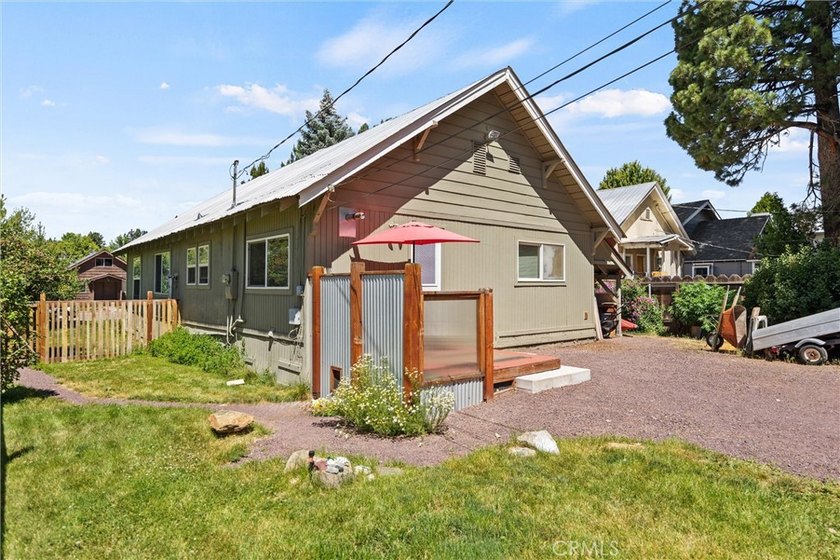 Charming and inviting, this 3-bedroom, 1-bath home offers a - photo 35