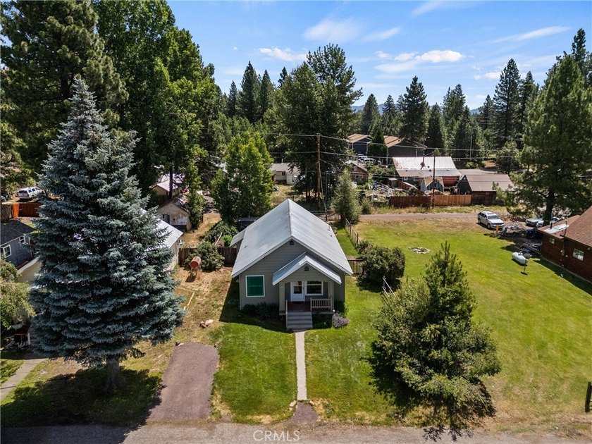 Charming and inviting, this 3-bedroom, 1-bath home offers a - photo 41