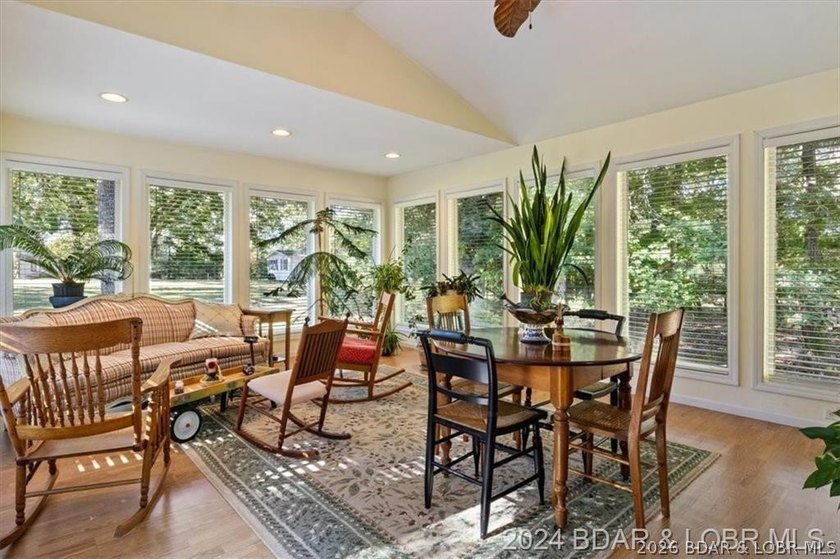 Four connected lots, nearly 2,900 square feet, three full baths - photo 5