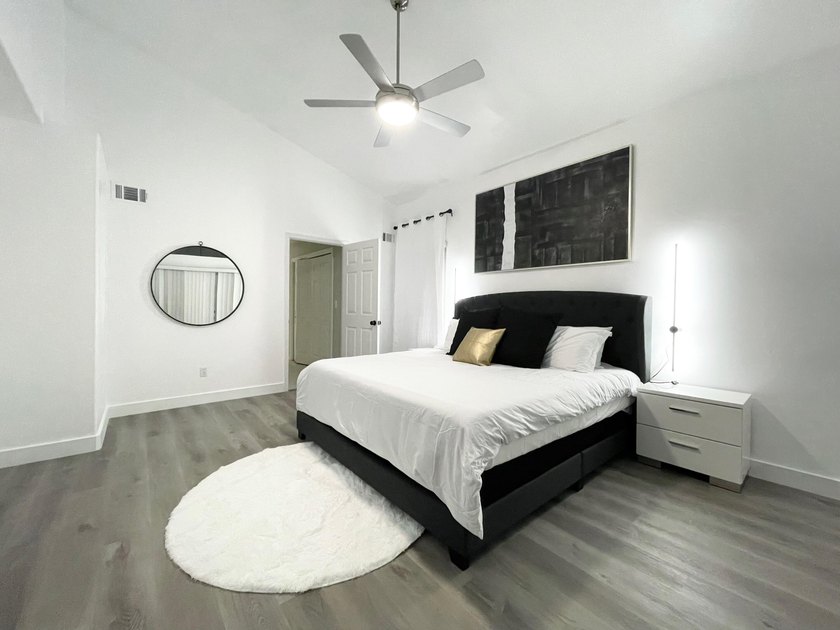 Coming Soon! Showings Starting 7/30/2026. Unique property on 4th - photo 15