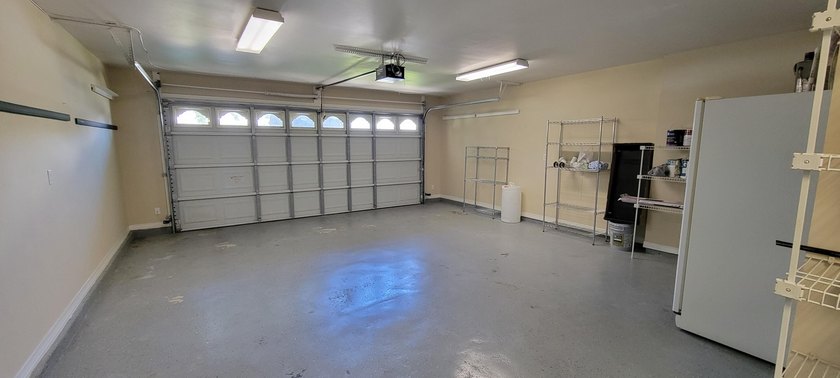 Coming Soon! Showings Starting 7/30/2026. Unique property on 4th - photo 16