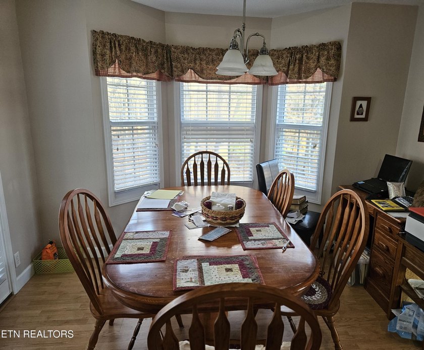 Well maintained home located in Lake Tansi is ready and waiting - photo 42