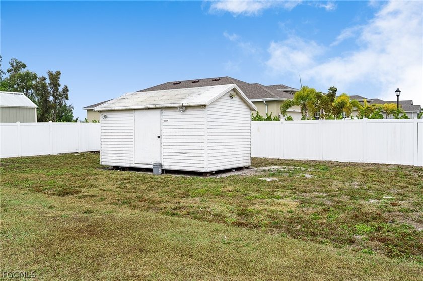 Welcome to your dream home in the heart of Cape Coral! This - photo 31