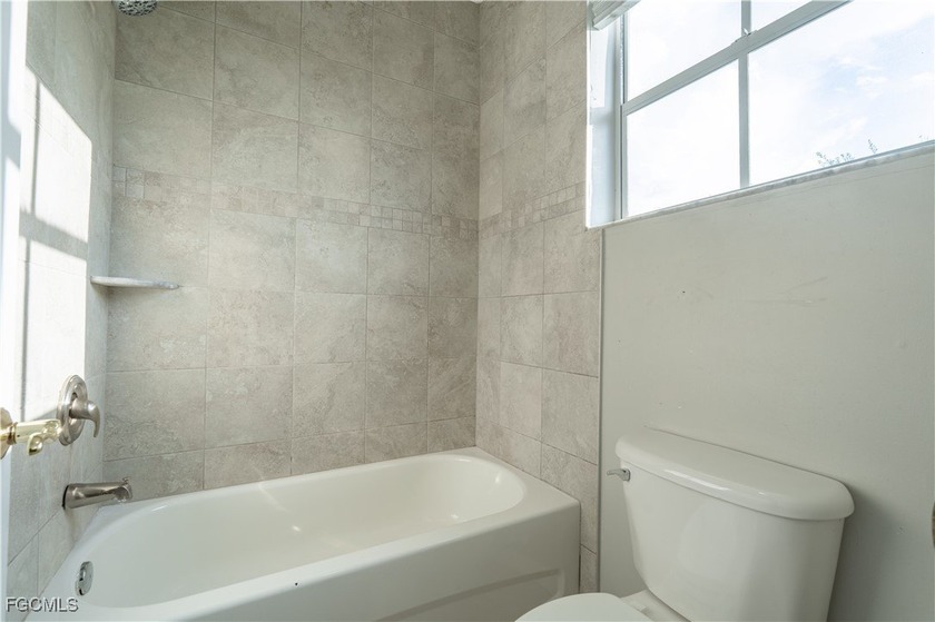 **POSSIBLE SHORT SALE OPPORTUNITY** DONT MISS YOUR OPPORTUNITY!! - photo 33