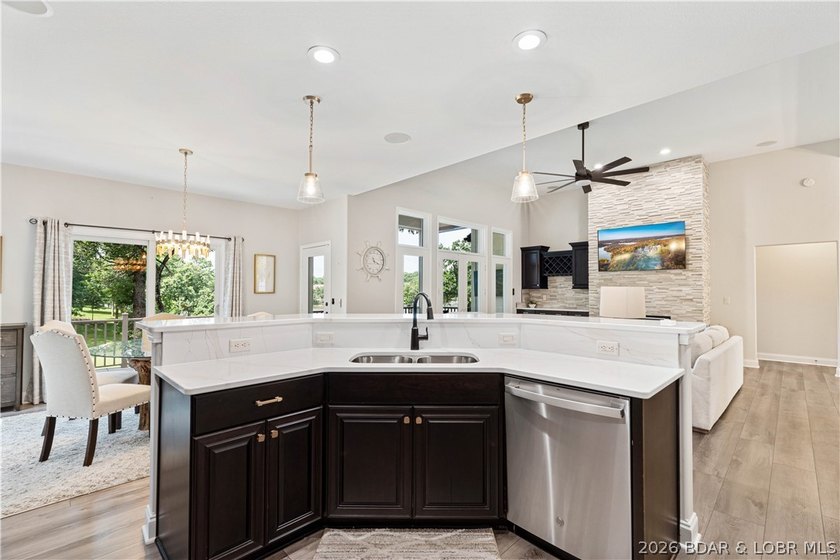 Porto Cima Perfection | Golf Front with Evergreen Cove Views | - photo 16