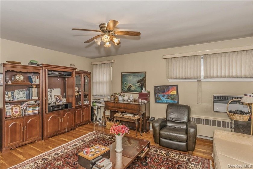This charming brick detached ranch in Jamaica, Queens offers - photo 11