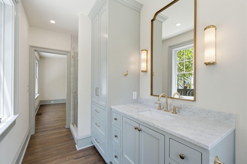 Welcome to 35 Gibbes Street, a historic Charleston residence - photo 46