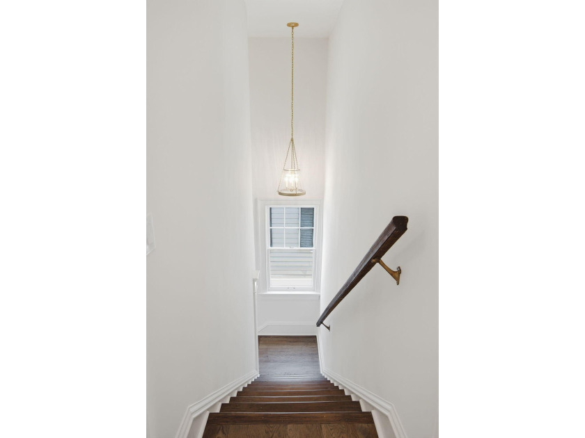 Welcome to 35 Gibbes Street, a historic Charleston residence - photo 49