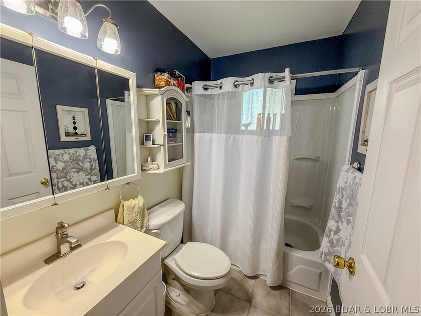 If you're looking for a peaceful cove setting, this furnished 2 - photo 16