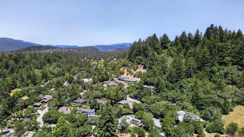 Welcome to Rolling Woods Estates, one of the area's most coveted - photo 33