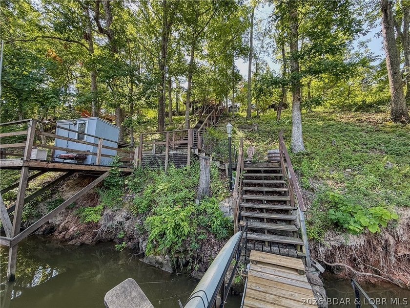 If you're looking for a peaceful cove setting, this furnished 2 - photo 34
