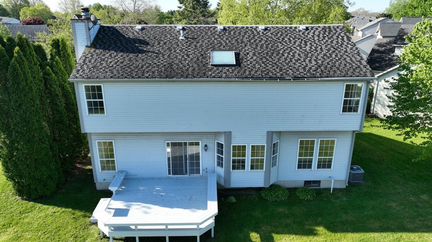 Spacious and inviting 4-bedroom, 2.5-bath home conveniently - photo 43