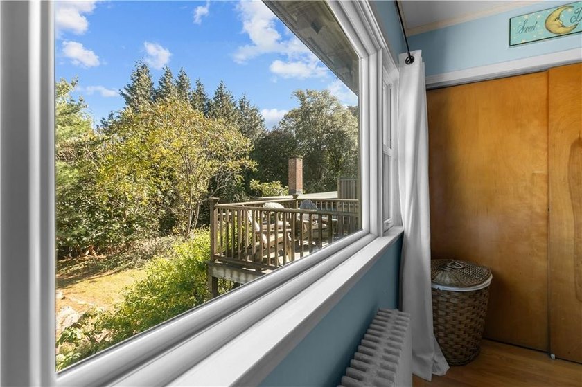 **Charming Historic Condominium in the Heart of Newport** - photo 22