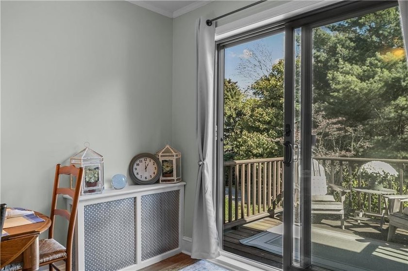 **Charming Historic Condominium in the Heart of Newport** - photo 29