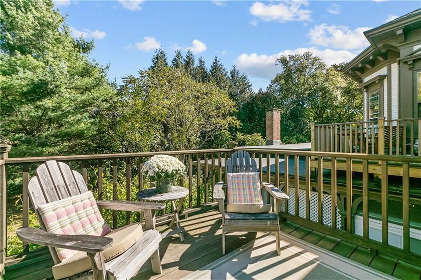 **Charming Historic Condominium in the Heart of Newport** - photo 31