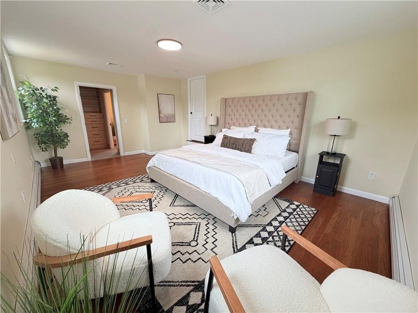 Discover Comfort, Style, and Modern Living in This Beautifully - photo 33