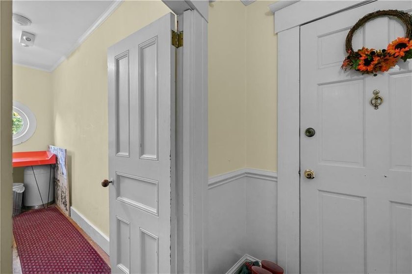 **Charming Historic Condominium in the Heart of Newport** - photo 34