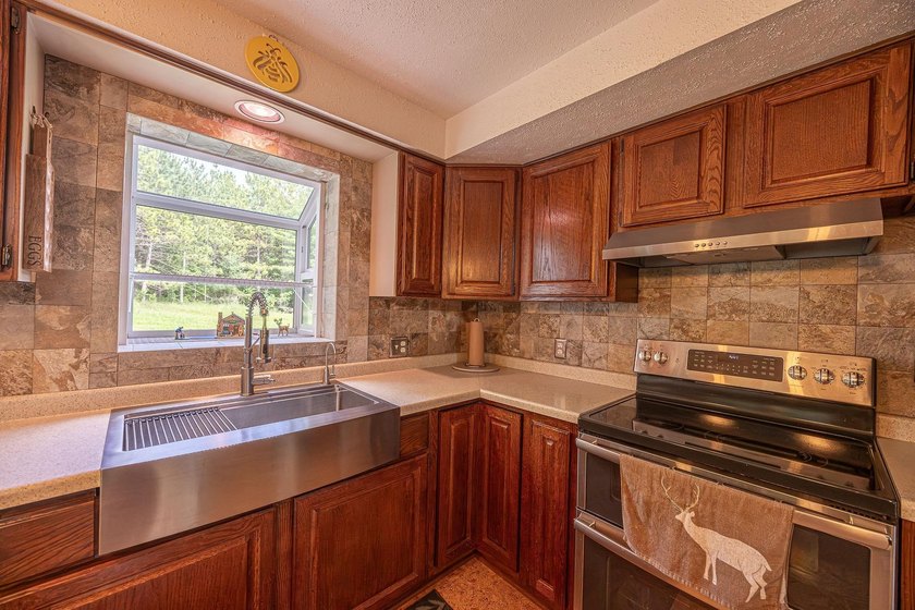 Welcome to your private Northwoods retreat on beautiful Finnegan - photo 14