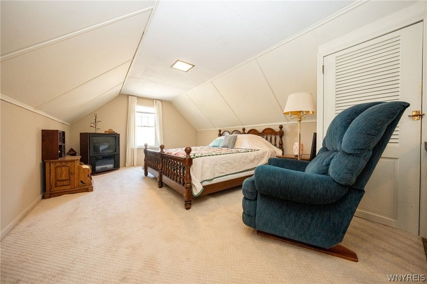 Welcome home to this charming Cape Cod nestled in the heart of - photo 22