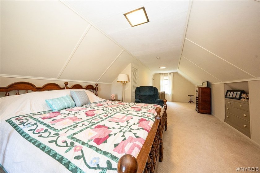 Welcome home to this charming Cape Cod nestled in the heart of - photo 23