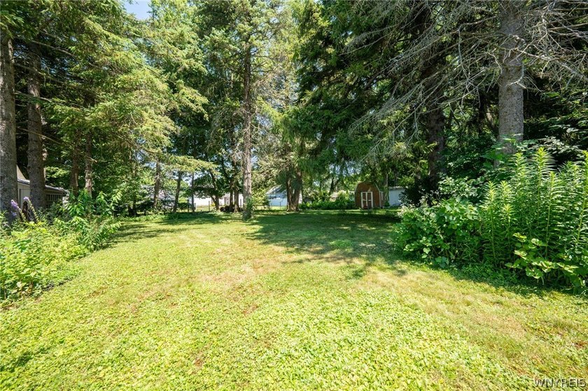 Welcome home to this charming Cape Cod nestled in the heart of - photo 34