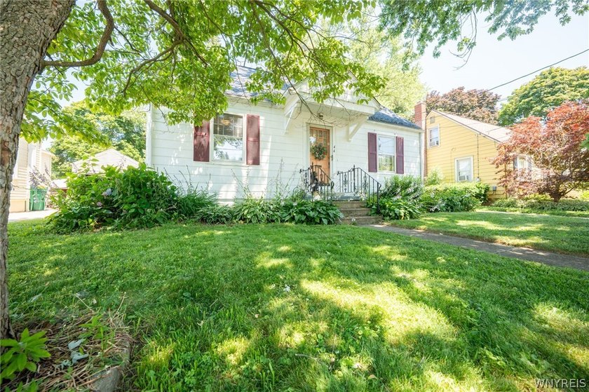 Welcome home to this charming Cape Cod nestled in the heart of - photo 35