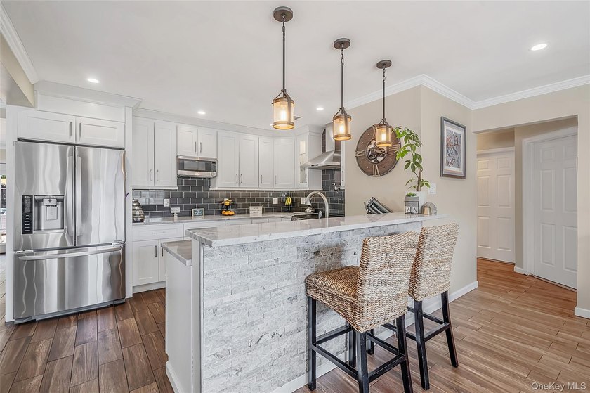 Welcome to this diamond condition 3 Bd/Rm, 2 Bath, Ranch style - photo 13