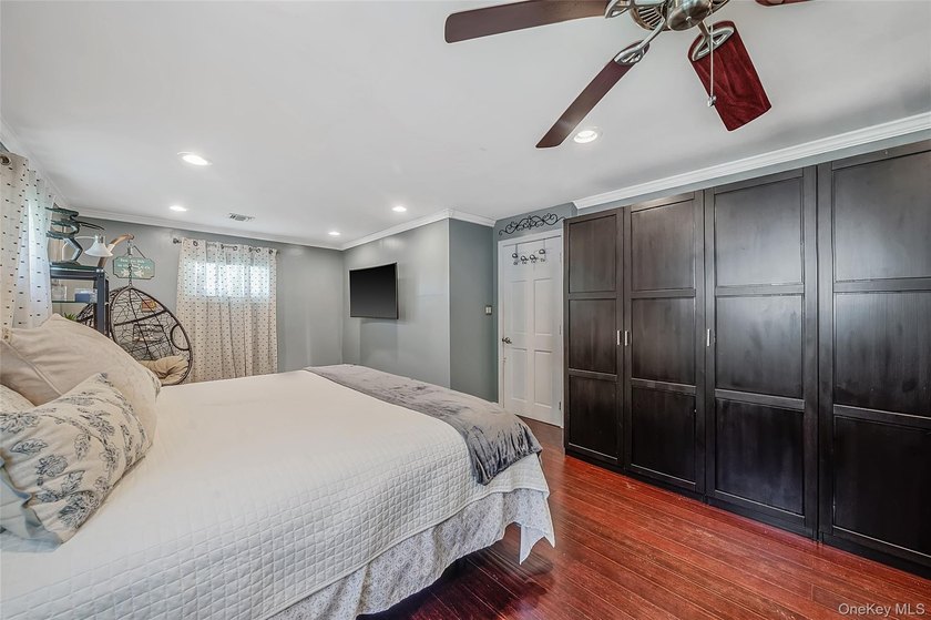 Welcome to this diamond condition 3 Bd/Rm, 2 Bath, Ranch style - photo 23