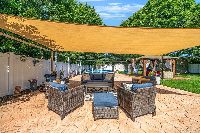 Welcome to this diamond condition 3 Bd/Rm, 2 Bath, Ranch style - photo 26