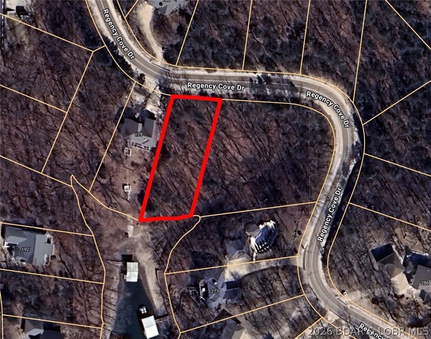 Prime Building Lot in Lake of the Ozarks! Situated just off - photo 2