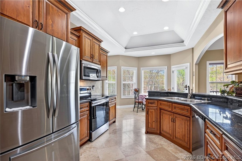 Tucked into the peaceful Deer Path Estates community, 132 Antler - photo 8