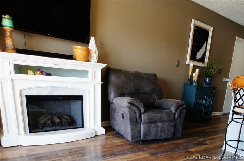 Are you looking for an affordable condo at the lake? This is a - photo 6