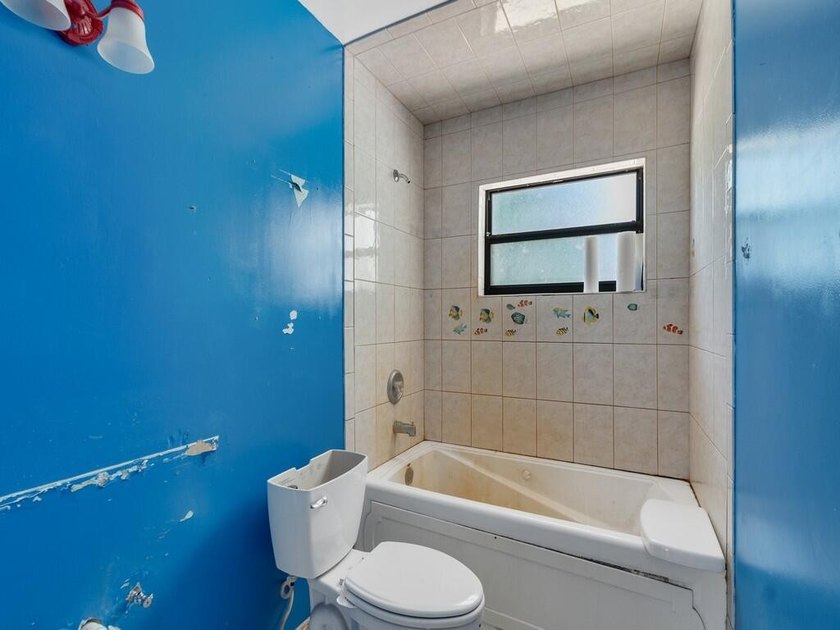 Opportunity awaits at this spacious single-family home situated - photo 15
